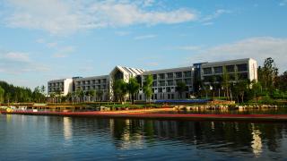 06-hot-spring-hotel